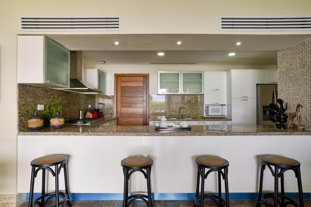 Costa Atlantica Punta Cana - Beach Vacation Condos Εξωτερικό φωτογραφία