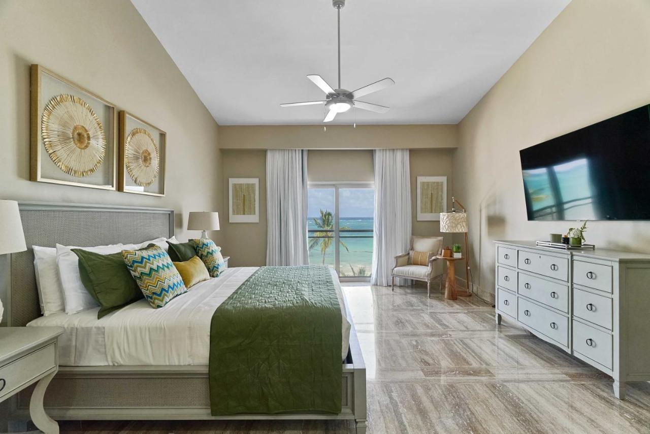 Costa Atlantica Punta Cana - Beach Vacation Condos Εξωτερικό φωτογραφία