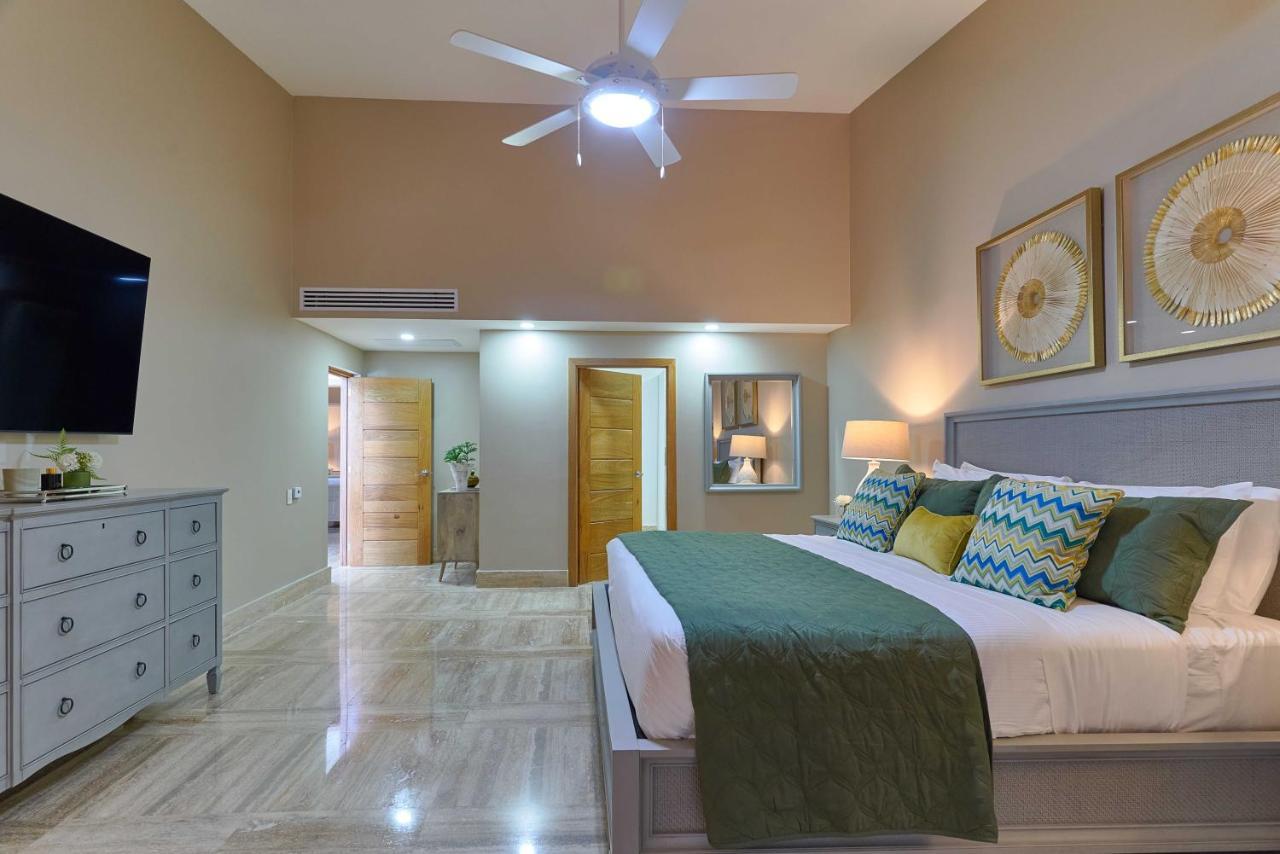 Costa Atlantica Punta Cana - Beach Vacation Condos Εξωτερικό φωτογραφία