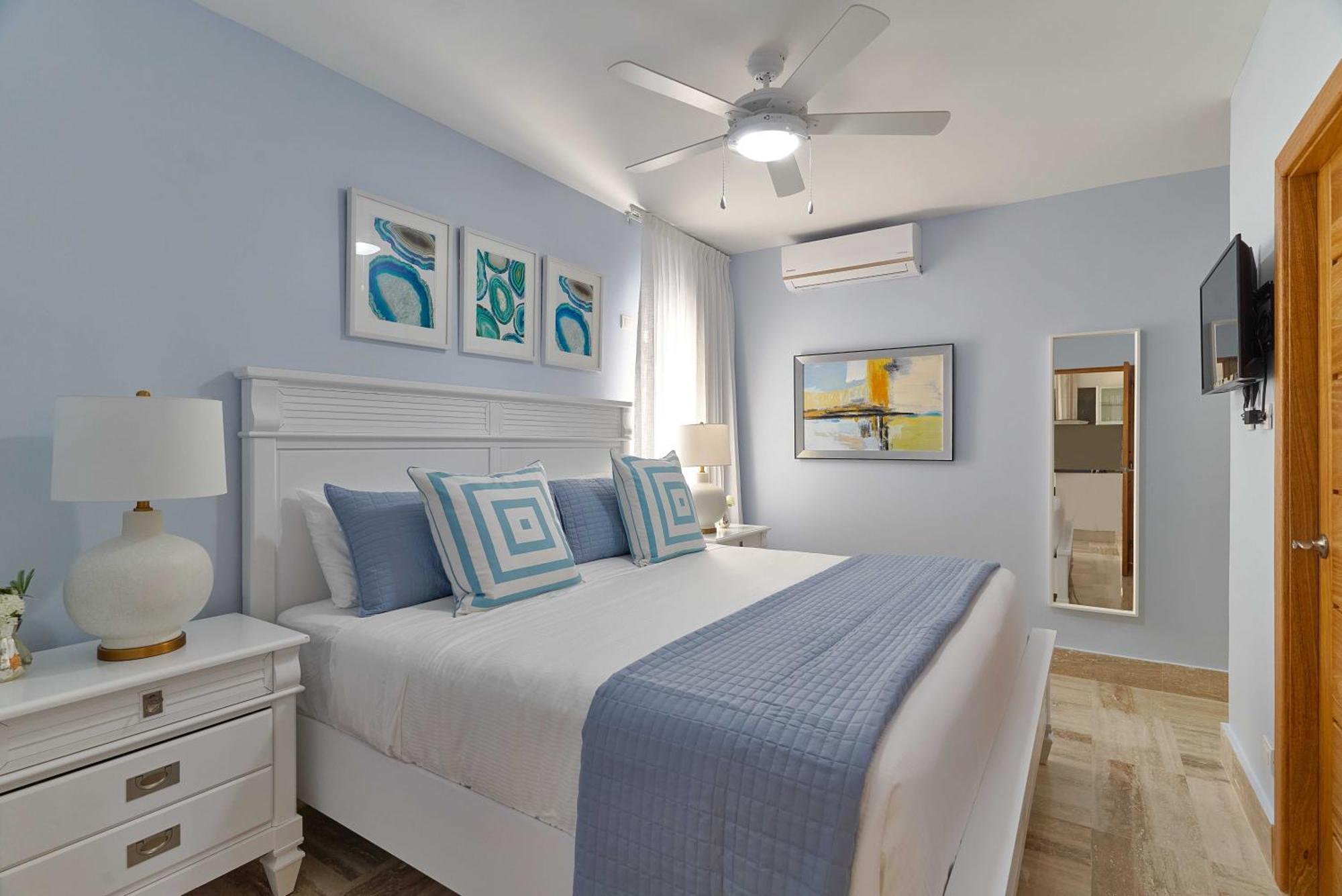 Costa Atlantica Punta Cana - Beach Vacation Condos Εξωτερικό φωτογραφία