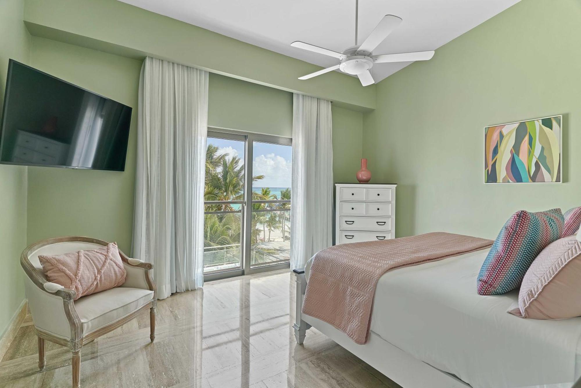 Costa Atlantica Punta Cana - Beach Vacation Condos Εξωτερικό φωτογραφία